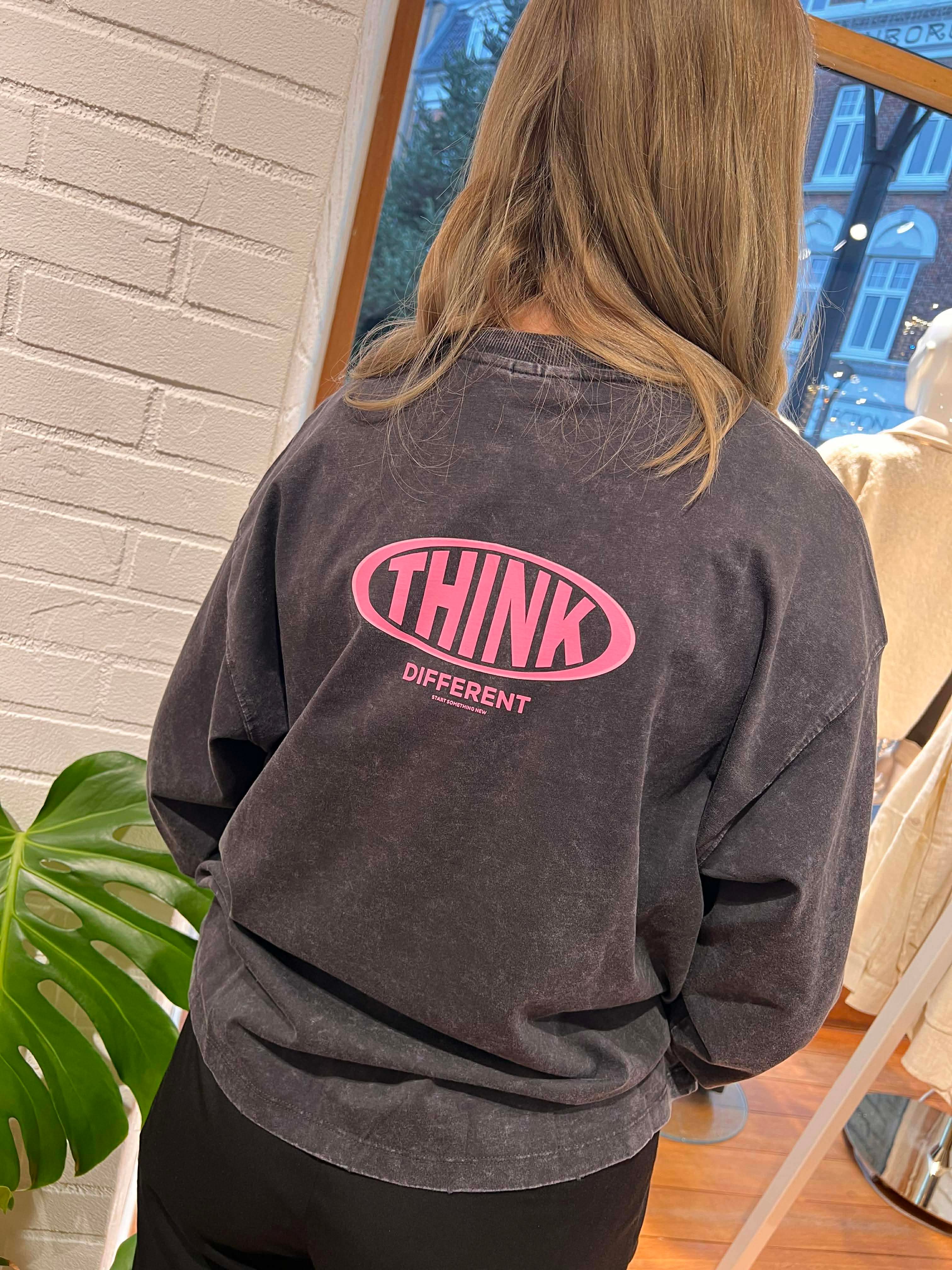 NMPOLLY T-Shirt - Obsidian